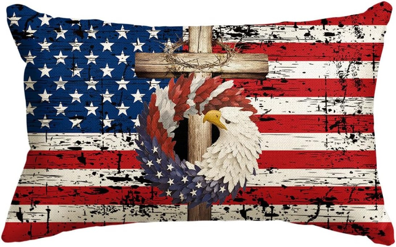 4th of July Patriotic Stars Eagle Wreath Throw Pillow Cover, 18 x 18 Inch Memorial Day Independence Day Stripes America Flag Decor Cushion Case for Sofa Couch Set of 2